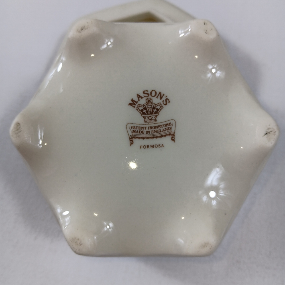 Mason's Ironstone "Formosa"-Lidded Hexagon Trinket Box-Vintage-3 1/4" x 4 3/4" - Picture 7 of 8